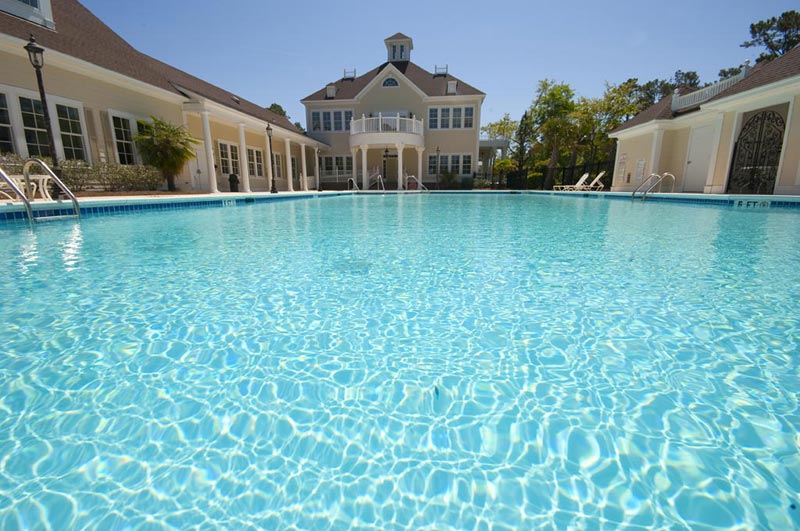 Rivers Edge Expansive outdoor pool Rivers Edge Expansive outdoor pool